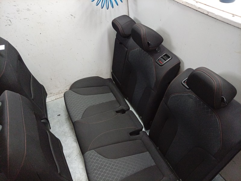Recambio de juego asientos completo para mg hs (as23) 1.5 ehs hybrid (csa6463) referencia OEM IAM  7580367 