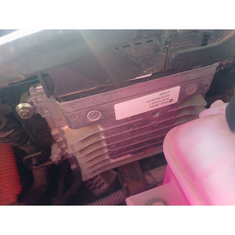 Recambio de centralita motor uce para hyundai kona (os, ose, osi) 1.6 gdi hybrid referencia OEM IAM   