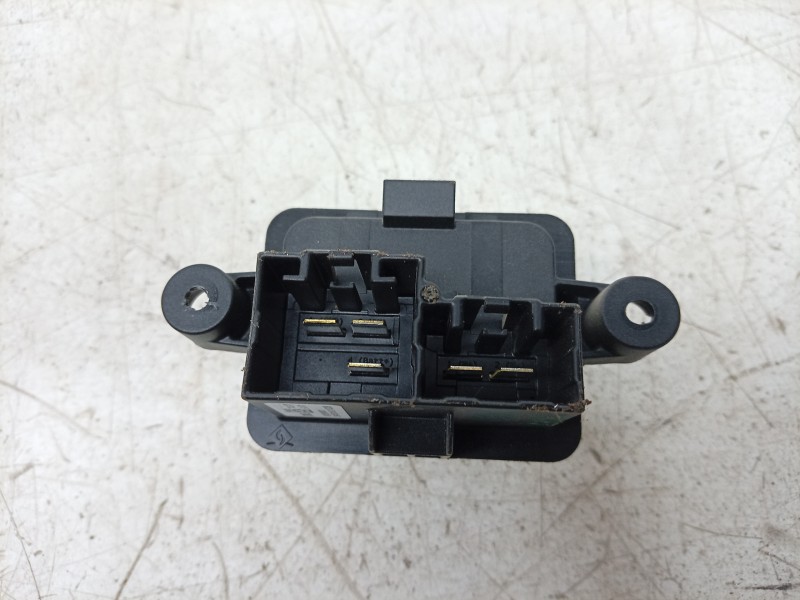 Recambio de resistencia calefaccion para jaguar e-pace first edition referencia OEM IAM LR094345 GH290001 