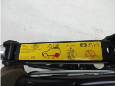 Recambio de gato para jaguar e-pace first edition referencia OEM IAM  GJ3217080AD  2