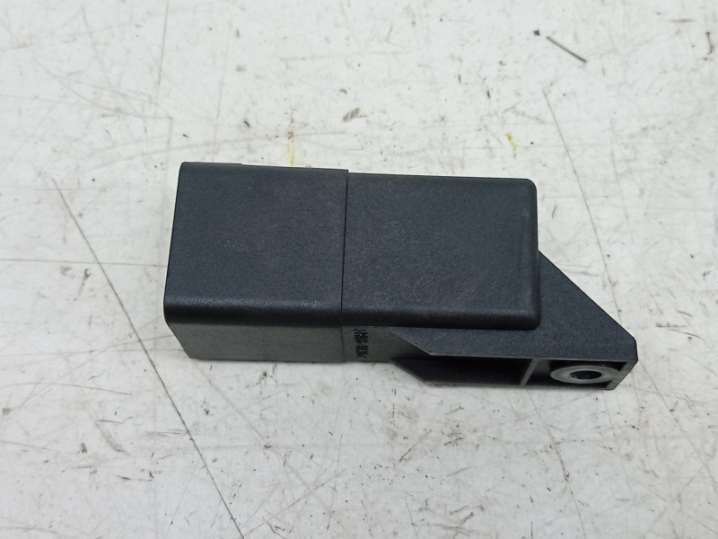 Recambio de caja precalentamiento para jaguar e-pace first edition referencia OEM IAM 0281003123 FX23189E2AC 