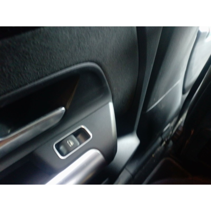 Recambio de mando elevalunas trasero izquierdo para mercedes-benz eqa (h243) eqa 250+ (243.702) referencia OEM IAM   