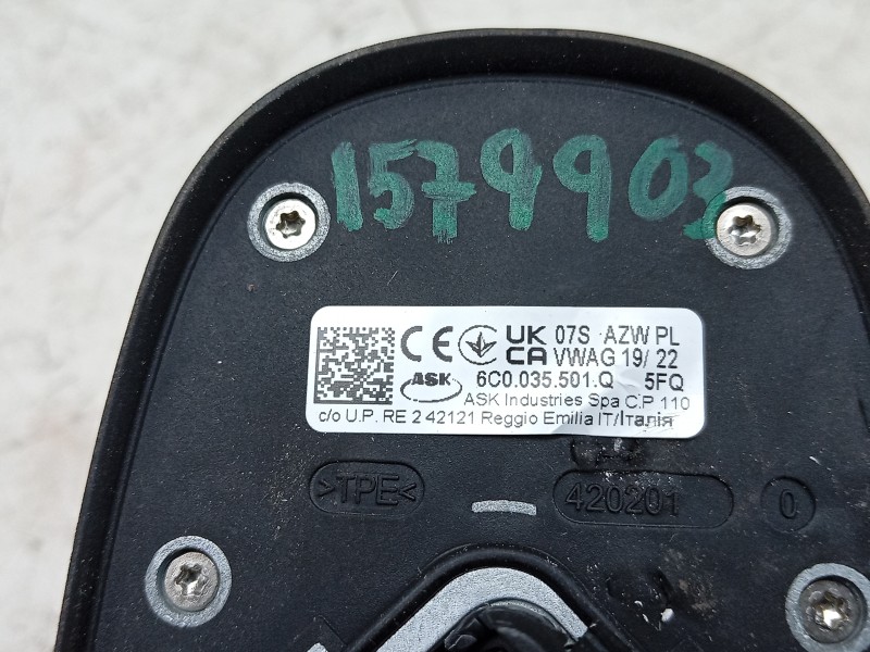 Recambio de base de antena para seat arona (kj7, kjp) 1.0 tsi referencia OEM IAM  6C0035501Q 