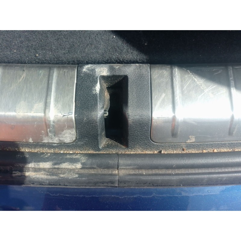 Recambio de cerradura maletero / porton para bmw x1 (f48) sdrive 18 d referencia OEM IAM   