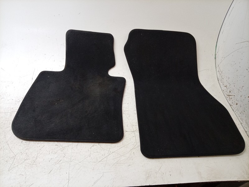 Recambio de juego alfombrillas para bmw x1 (f48) sdrive 18 d referencia OEM IAM  10648011 