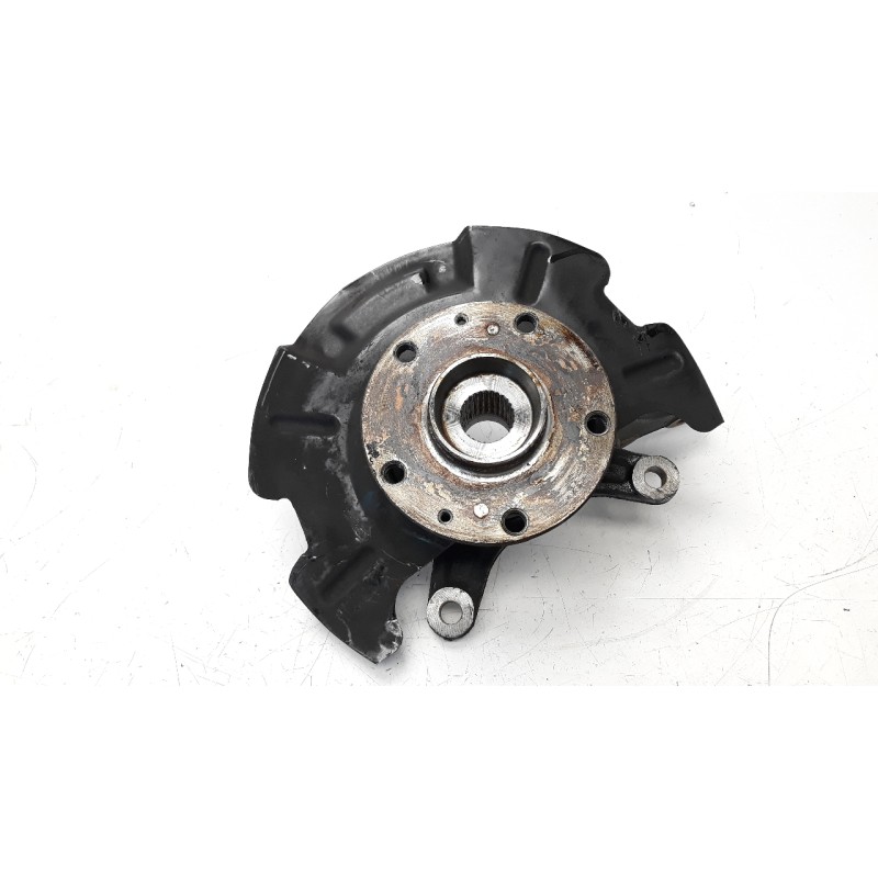 Recambio de mangueta delantera derecha para suzuki vitara 1.6 ddis comfort 4x4 referencia OEM IAM 451116M00  