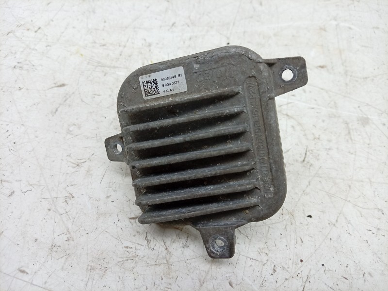 Recambio de centralita luces para bmw x1 (f48) sdrive 18 d referencia OEM IAM 82390577 90068145 