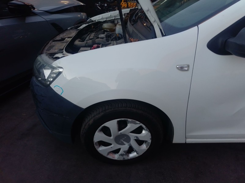 Recambio de aleta delantera izquierda para dacia sandero ii (b8_) 1.0 sce 75 (b8jc, b8jd) referencia OEM IAM   