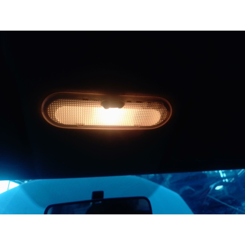 Recambio de luz interior para dacia sandero ii (b8_) 1.0 sce 75 (b8jc, b8jd) referencia OEM IAM   