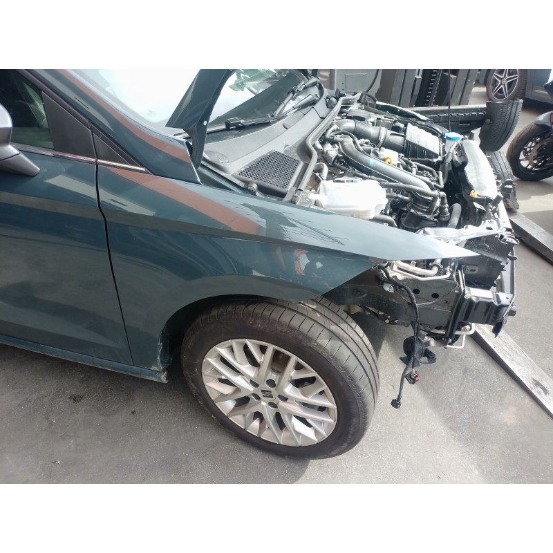Recambio de aleta delantera derecha para seat ibiza v (kj1, kjg) 1.0 tsi referencia OEM IAM   