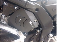 Recambio de moldura para cf moto 675sr-r referencia OEM IAM   