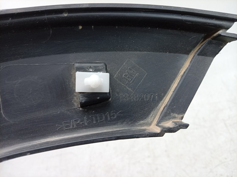 Recambio de aletin trasero izquierdo para opel crossland x / crossland (p17, p2qo) 1.2 (75) referencia OEM IAM  13482071 