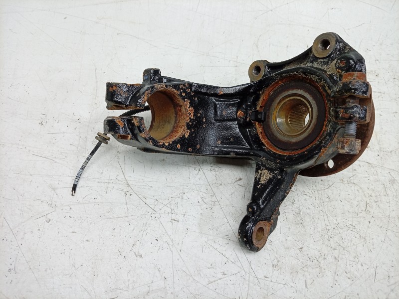Recambio de mangueta delantera izquierda para opel crossland x / crossland (p17, p2qo) 1.2 (75) referencia OEM IAM  00364690 