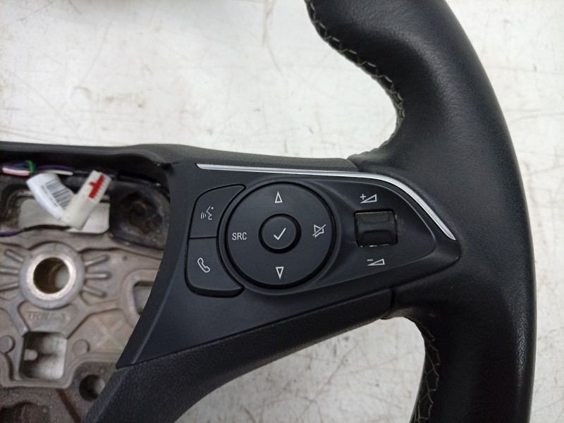 Recambio de volante para opel crossland x / crossland (p17, p2qo) 1.2 (75) referencia OEM IAM  39187905 