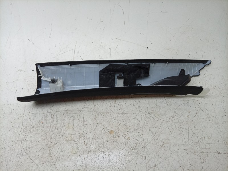 Recambio de moldura para porsche taycan (y1a) 4s referencia OEM IAM  9J1867234 