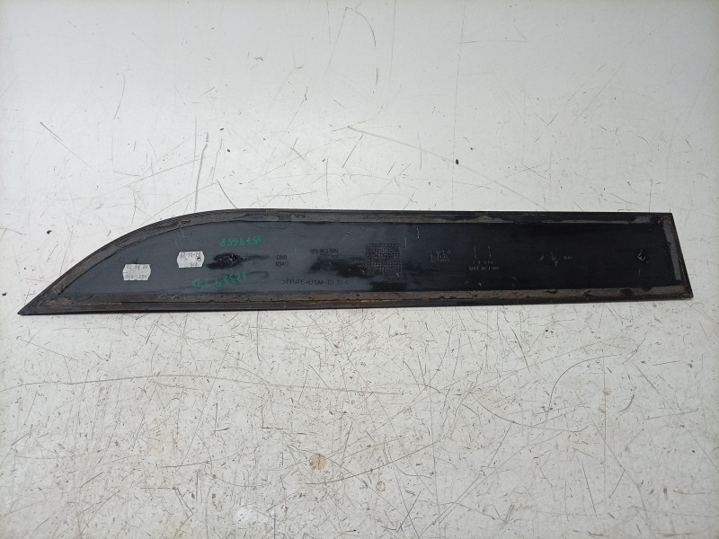 Recambio de moldura para seat arona (kj7, kjp) 1.0 tsi referencia OEM IAM  6F9853970 