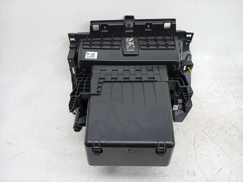 Recambio de guantera para renault captur ii (hf_) tce 90 (hfm6) referencia OEM IAM  685005441R 