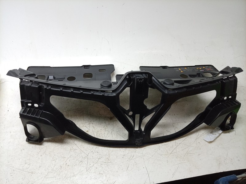 Recambio de calandra delantera de radiador para renault captur i (j5_, h5_) 0.9 tce 90 referencia OEM IAM  620902271R 5751509/RN