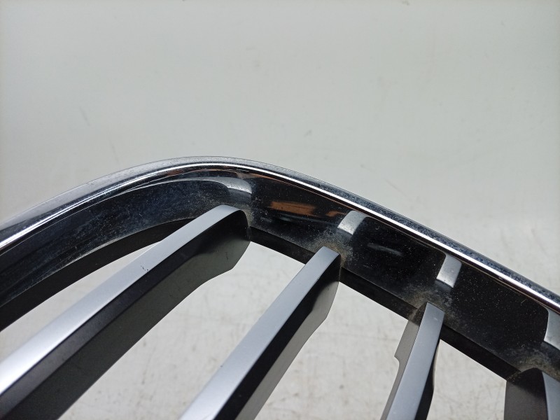 Recambio de rejilla delantera para bmw x1 (f48) sdrive 18 d referencia OEM IAM 7383366 7354824 