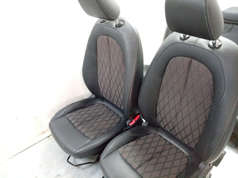 Recambio de juego asientos completo para bmw x1 (f48) sdrive 18 d referencia OEM IAM  731098205 