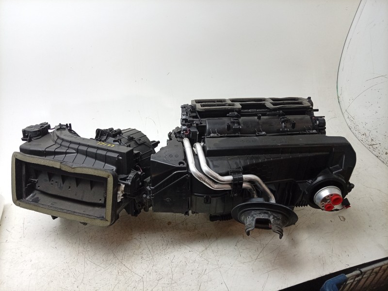 Recambio de calefaccion entera normal para porsche taycan (y1a) 4s referencia OEM IAM  9J1820005 