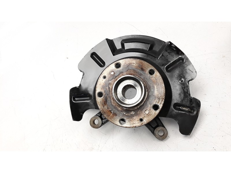 Recambio de mangueta delantera izquierda para suzuki vitara 1.6 ddis comfort 4x4 referencia OEM IAM 4515161M00000  