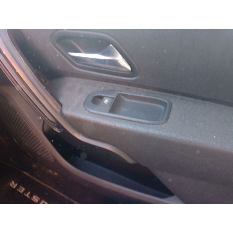 Recambio de mando elevalunas delantero derecho para dacia duster (hm_) 1.2 tce 125 (hmma) referencia OEM IAM   