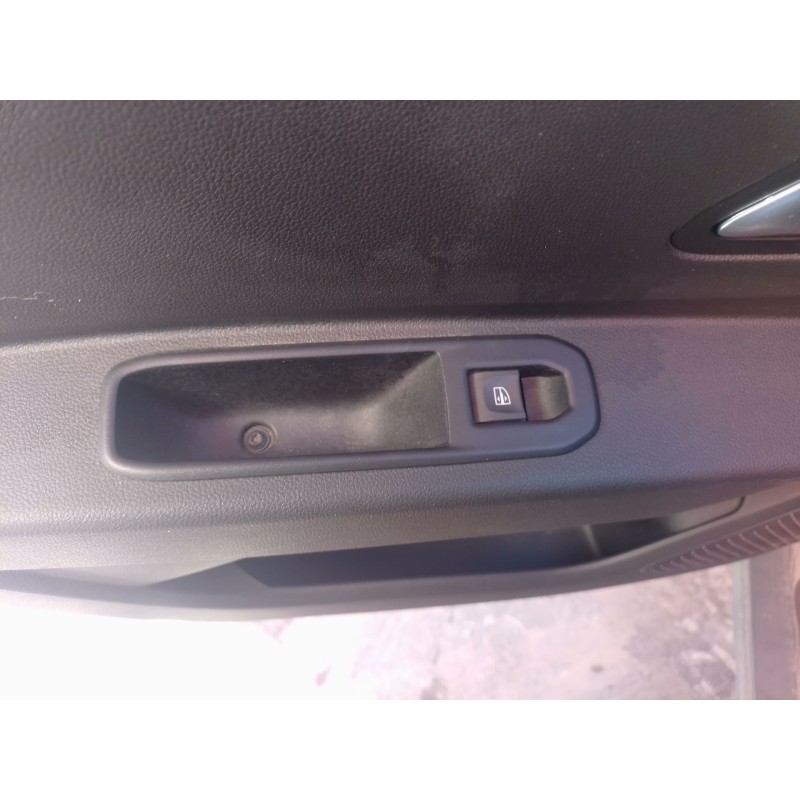 Recambio de mando elevalunas trasero izquierdo para dacia duster (hm_) 1.2 tce 125 (hmma) referencia OEM IAM   