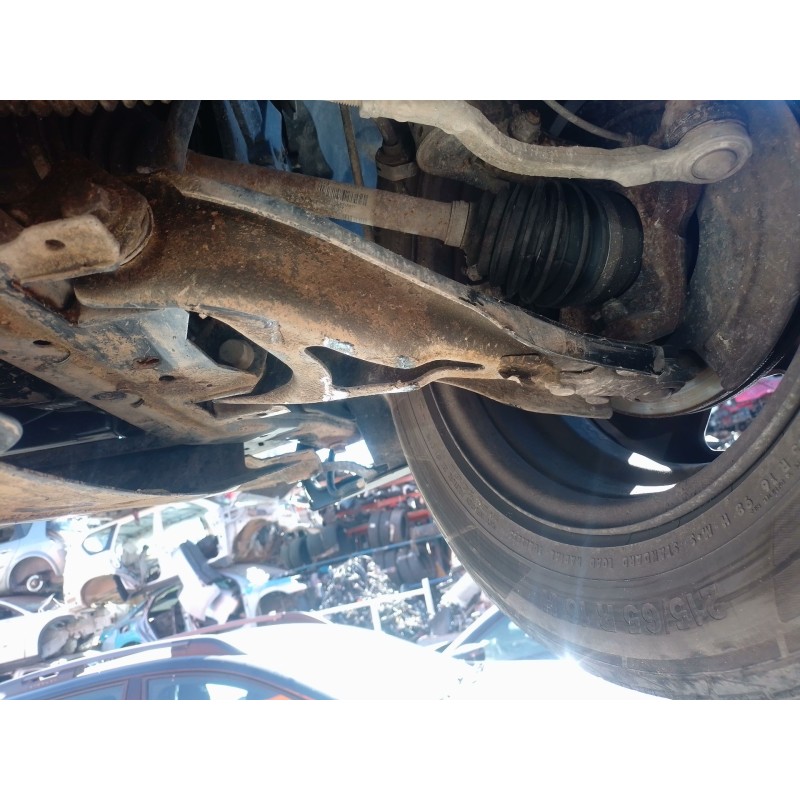 Recambio de brazo suspension inferior delantero derecho para dacia duster (hm_) 1.2 tce 125 (hmma) referencia OEM IAM   