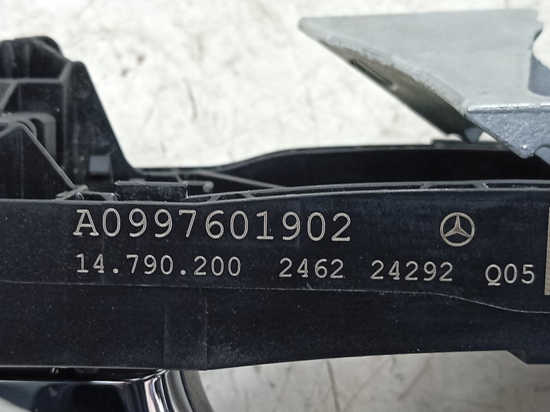 Recambio de maneta exterior delantera izquierda para mercedes-benz eqb (x243) eqb 250+ (243.602) referencia OEM IAM 0997607300 0