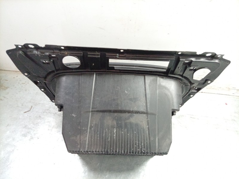 Recambio de alfombra maletero para porsche taycan (y1a) 4s referencia OEM IAM  9J1805075 