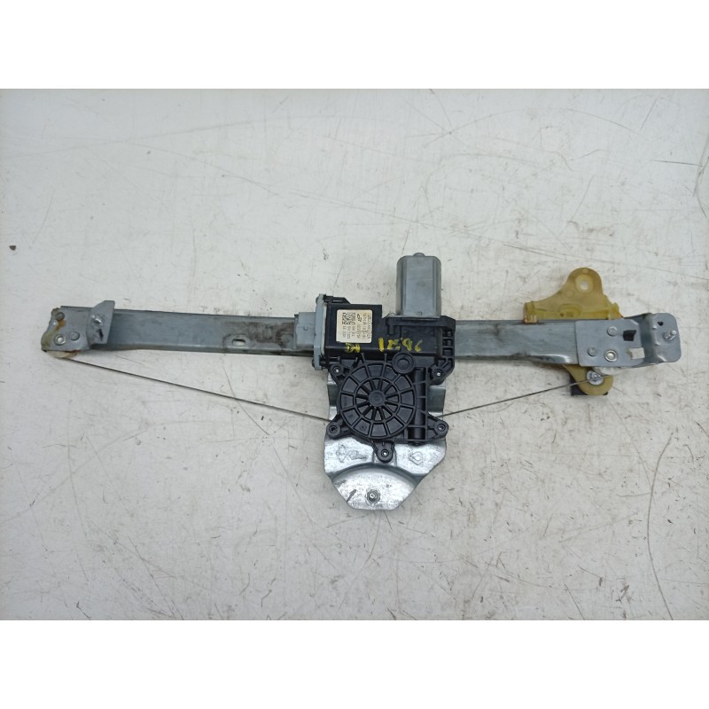 Recambio de elevalunas delantero izquierdo para renault clio iv (bh_) 0.9 tce 90 referencia OEM IAM  807018534R RN329W024