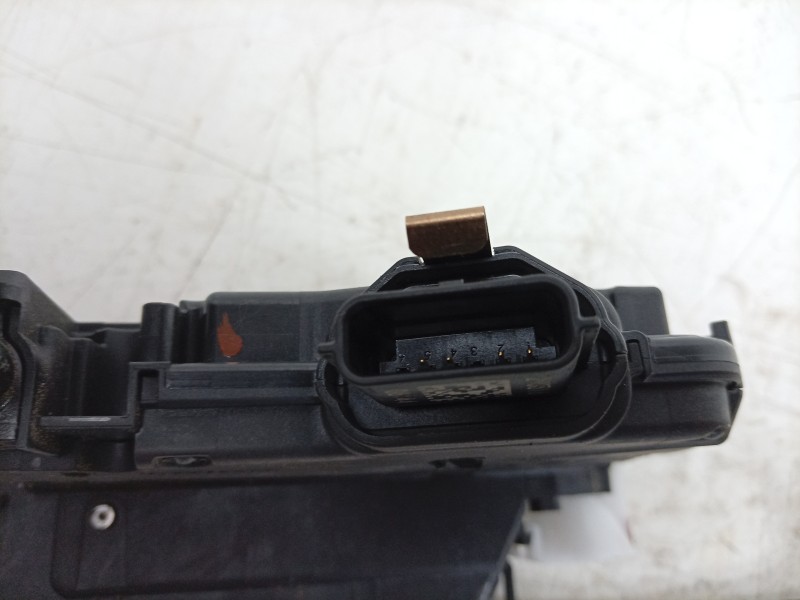 Recambio de cerradura puerta delantera izquierda para renault clio iv (bh_) 0.9 tce 90 referencia OEM IAM  805033000R 