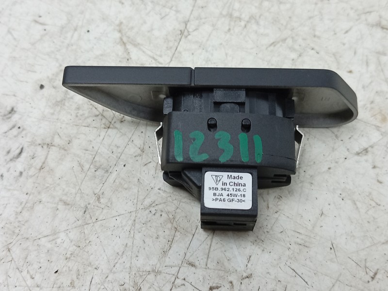 Recambio de interruptor cerradura central para porsche macan (95b) 3.0 s referencia OEM IAM  95V962126C 