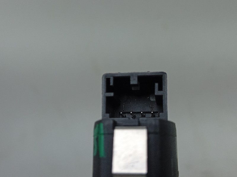 Recambio de interruptor cerradura central para porsche macan (95b) 3.0 s referencia OEM IAM  95V962126C 