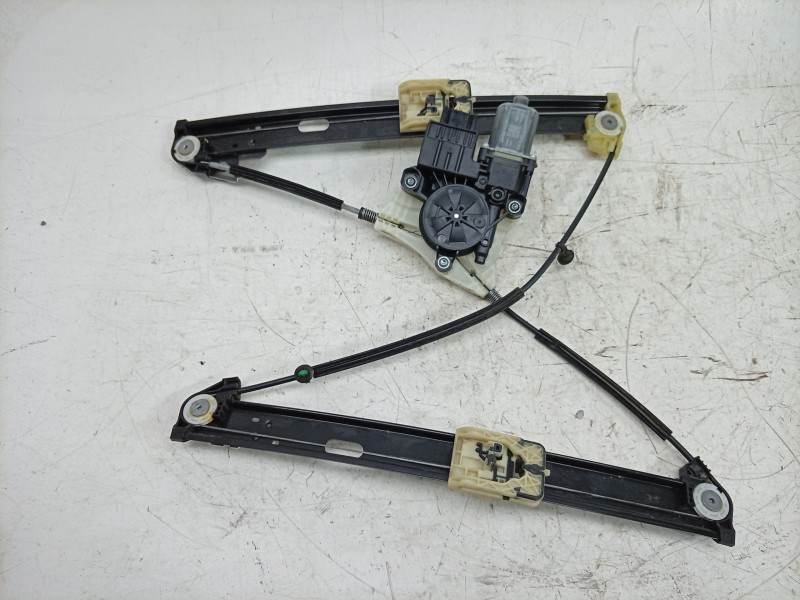 Recambio de elevalunas delantero izquierdo para seat ibiza v (kj1, kjg) 1.0 mpi referencia OEM IAM  6F0837461C 