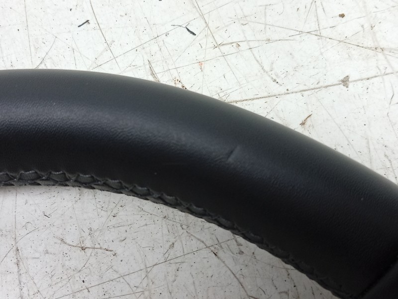 Recambio de volante para renault captur ii (hf_) tce 90 (hfm6) referencia OEM IAM  484004754R 