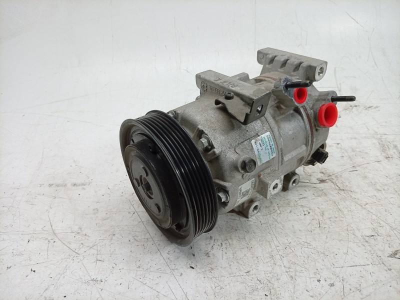 Recambio de compresor aire acondicionado para kia sportage iv (ql, qle) 1.6 gdi referencia OEM IAM  97701D7300 CAF830187HQ/32014