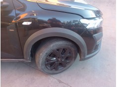 ALETIN DELANTERO DERECHO 638123878R 107086117 / 5702508 / DA2321581 / 5772508