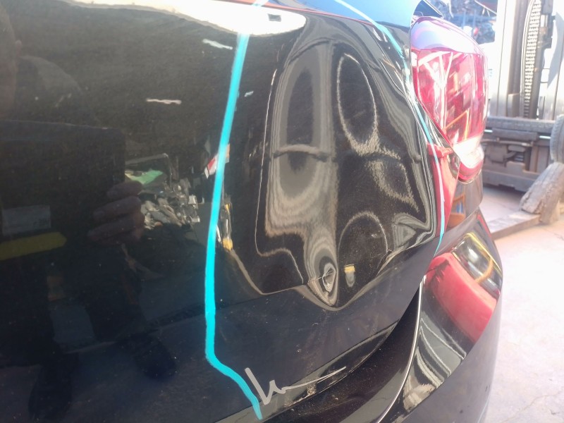 Recambio de porton trasero para dacia sandero iii 1.0 tce 90 referencia OEM IAM   