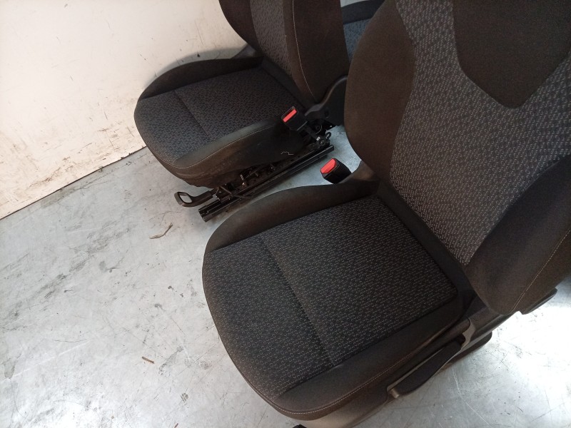 Recambio de juego asientos completo para opel crossland x / crossland (p17, p2qo) 1.2 (75) referencia OEM IAM  YQ008141ZQ 