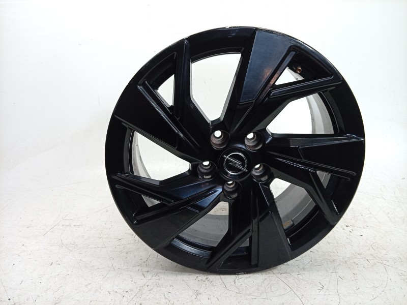 Recambio de llanta para opel astra l (ov5) 1.2 (fphnsl, fphnsr) referencia OEM IAM  9843281580 