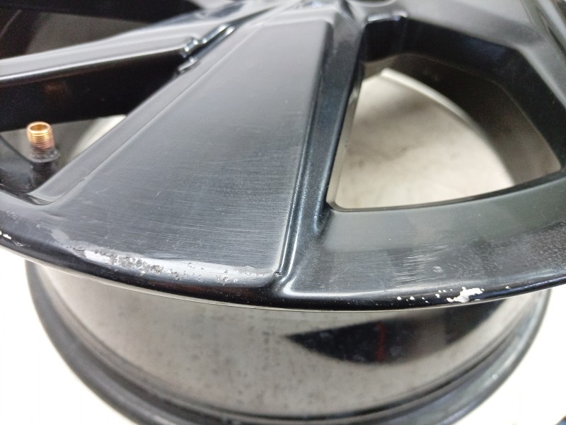 Recambio de llanta para opel astra l (ov5) 1.2 (fphnsl, fphnsr) referencia OEM IAM  9843281580 