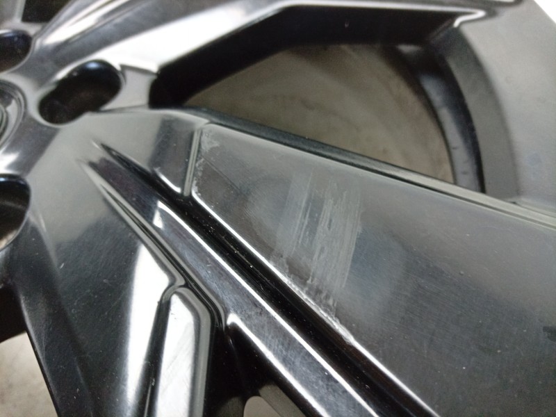 Recambio de llanta para opel astra l (ov5) 1.2 (fphnsl, fphnsr) referencia OEM IAM  9843281580 