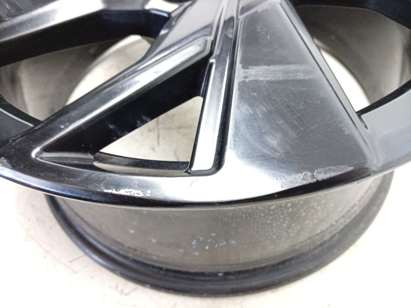 Recambio de llanta para opel astra l (ov5) 1.2 (fphnsl, fphnsr) referencia OEM IAM  9843281580 