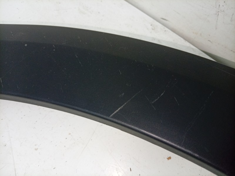 Recambio de aletin trasero derecho para citroën c4 iii (ba_, bb_, bc_) 1.2 puretech 130 (bahnsa, bahnsb) referencia OEM IAM  983