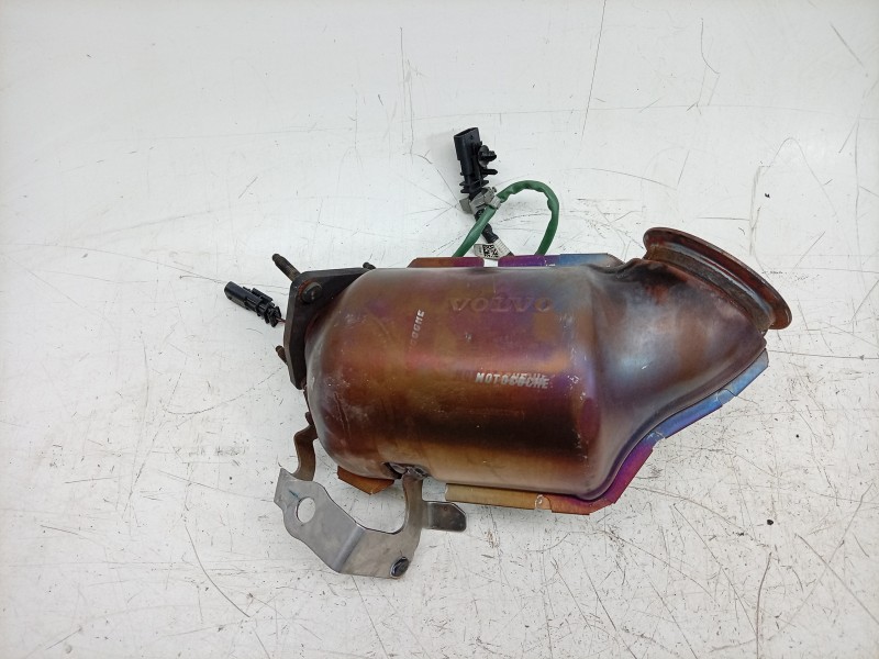 Recambio de catalizador para volvo xc40 (536) t2 referencia OEM IAM  31697720 