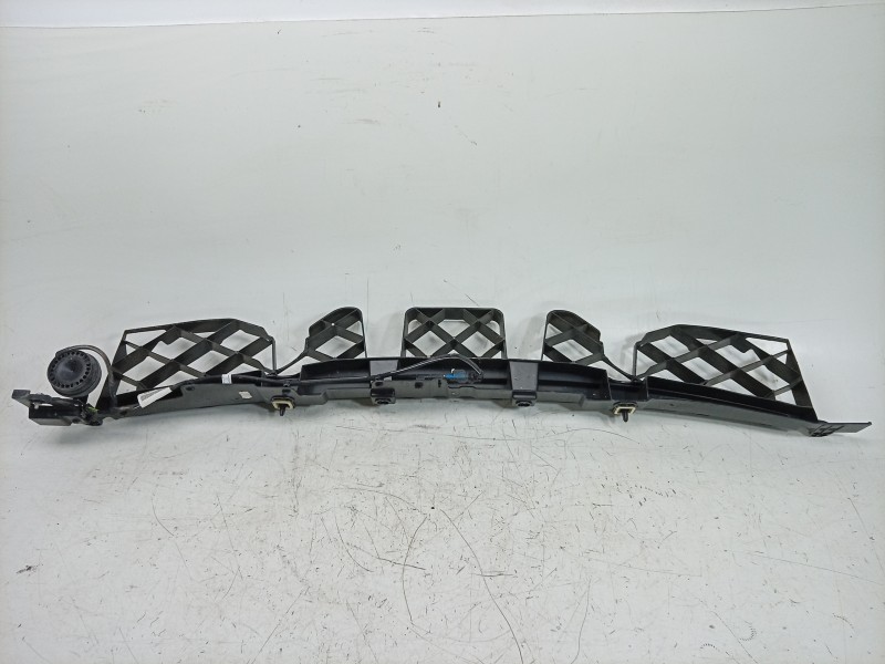 Recambio de soporte paragolpes trasero para peugeot 2008 ii (ud_, us_, uy_, uj_, ur_, uc_) 1.2 puretech 100 referencia OEM IAM  
