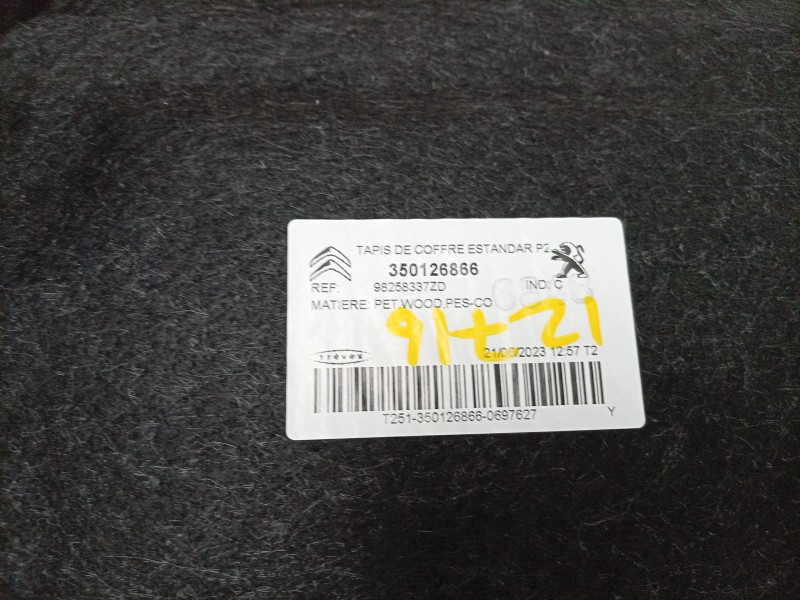 Recambio de alfombra maletero para peugeot 2008 ii (ud_, us_, uy_, uj_, ur_, uc_) 1.2 puretech 100 referencia OEM IAM  98258337Z