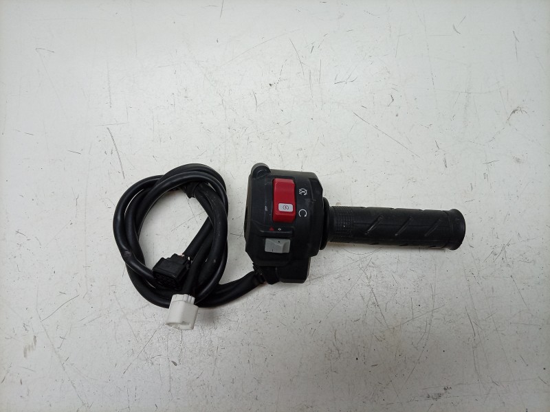 Recambio de piña luces derecha para honda cb 1000 sp referencia OEM IAM  35135MLLD11 